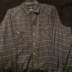 men’s wrangler button down long sleeve